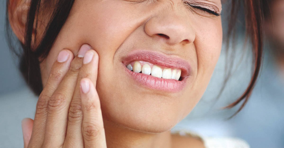 Causes of Toothache and Home Remedies for Relief