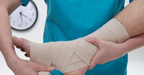 What is ankel injury treatemet,How it s diagnosed,Precaution should be taken after ankel injury Best